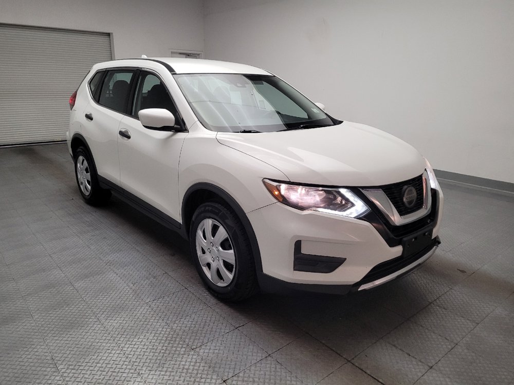 Used 2019 Nissan Rogue S FWD image 13