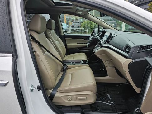 Used 2022 Honda Odyssey EX-L image 11