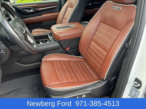 Used 2024 GMC Yukon XL Denali Ultimate AWD/4WD image 29