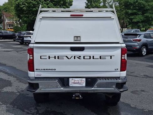 Used 2024 Chevrolet Silverado 2500 LT w/ Safety Package AWD/4WD image 5