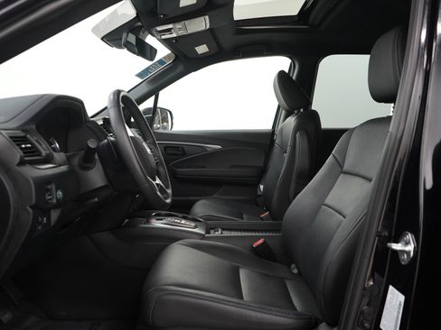 Used 2023 Honda Passport EX-L image 25