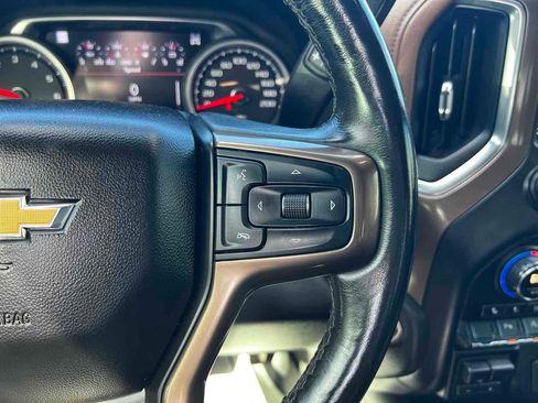 Used 2019 Chevrolet Silverado 1500 High Country image 25