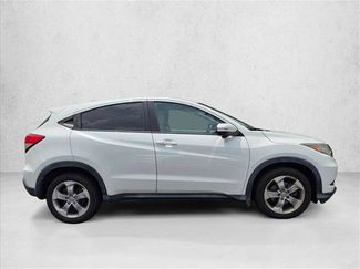 Used 2017 Honda HR-V EX video 4