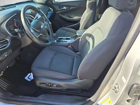 Used 2017 Chevrolet Malibu LT w/ Driver Confidence Package image 13