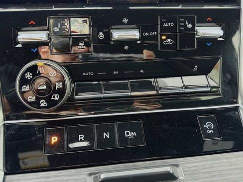 Certified 2025 Nissan Armada SL w/ Captain's Chari Seat Package AWD/4WD image 15