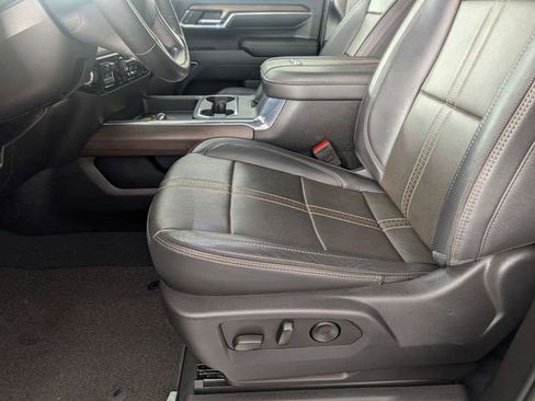 Certified 2024 Chevrolet Silverado 2500 High Country w/ Technology Package image 15