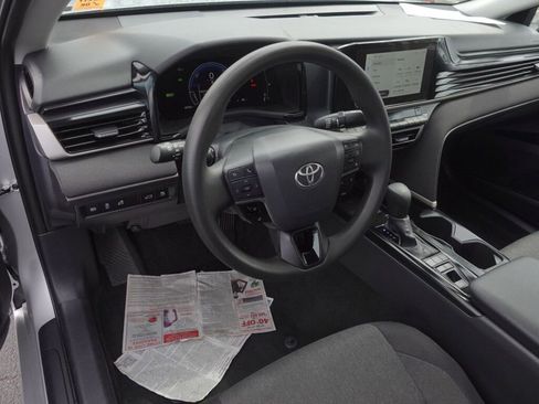 Certified 2025 Toyota Camry LE image 10