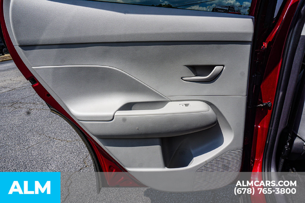 Used 2024 Hyundai Kona SEL AWD/4WD image 41