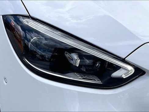 Certified 2025 Mercedes-Benz C 300 Sedan image 16