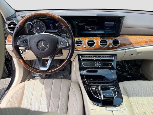 Used 2018 Mercedes-Benz E 400 4MATIC Wagon image 42