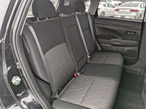 Used 2025 Mitsubishi Outlander Sport ES image 30