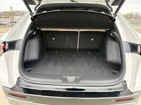 Certified 2025 Acura ADX A-Spec image 32