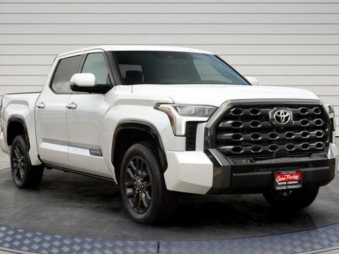 Used 2023 Toyota Tundra Platinum AWD/4WD image 1