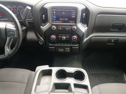 Used 2019 Chevrolet Silverado 1500 LT w/ Texas Edition RWD image 3
