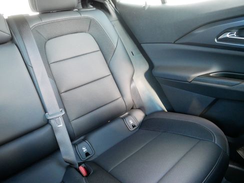 Used 2024 Chevrolet Equinox EV LT w/ LPO, Trailering Package image 14