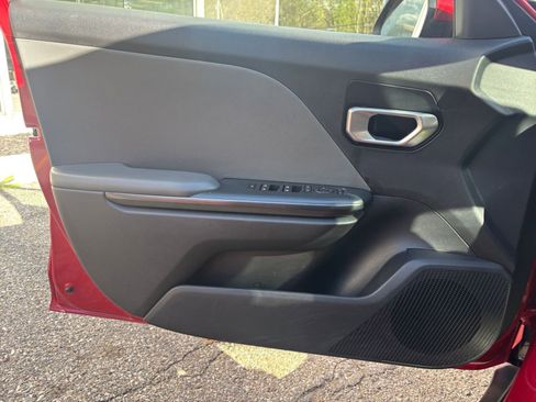 Used 2025 Kia K4 LXS image 18