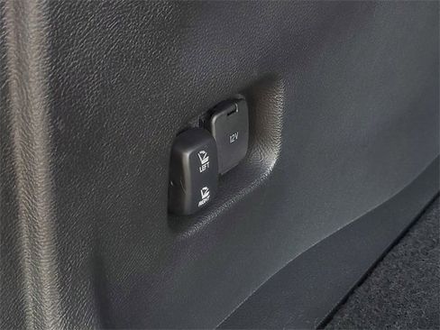 Certified 2024 Ford Edge ST-Line image 8