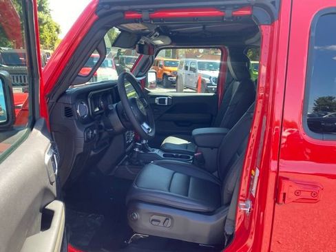 New 2025 Jeep Wrangler Sahara image 15