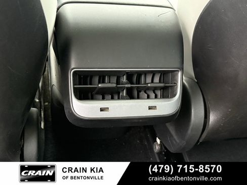 Used 2020 Tesla Model 3 Long Range image 26