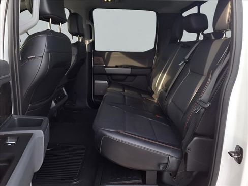 Used 2024 Ford F250 Lariat image 12