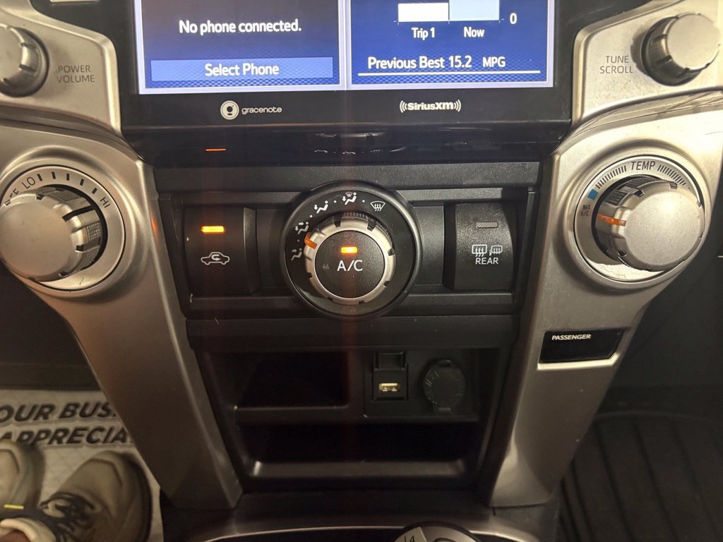 Used 2021 Toyota 4Runner SR5 AWD/4WD image 27