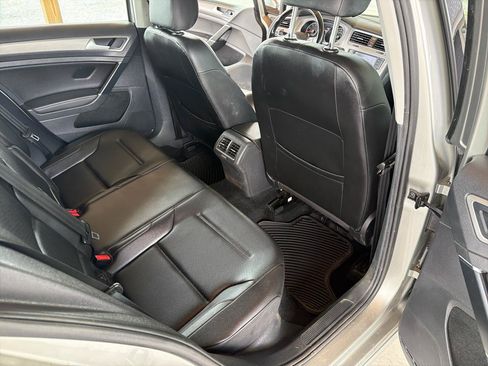 Used 2017 Volkswagen Golf SEL FWD image 17
