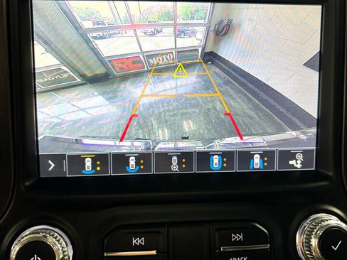 Used 2019 GMC Sierra 1500 AT4 w/ AT4 Premium Package image 23