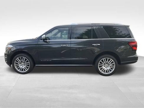 Used 2022 Ford Expedition Platinum AWD/4WD image 9