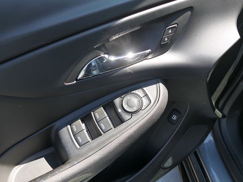 Used 2019 Chevrolet Volt LT FWD image 15