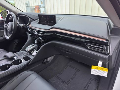 Used 2022 Acura MDX FWD image 14