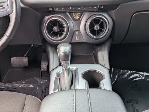 Used 2019 Chevrolet Blazer LT FWD image 20
