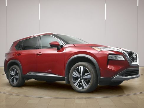 Certified 2023 Nissan Rogue SL w/ SL Premium Package FWD image 26