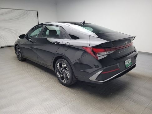 Used 2025 Hyundai Elantra Sport FWD image 5
