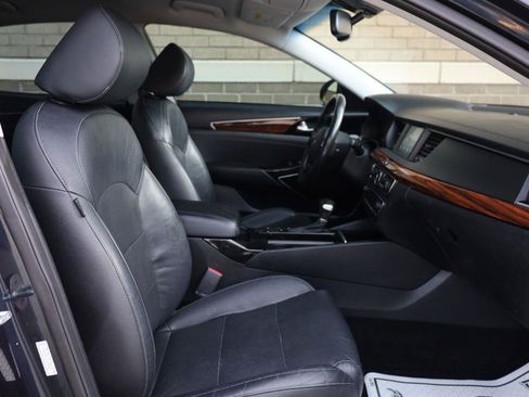 Used 2017 Kia Cadenza Premium FWD image 24