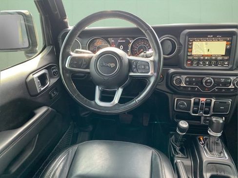 Certified 2020 Jeep Wrangler Unlimited Sahara image 35