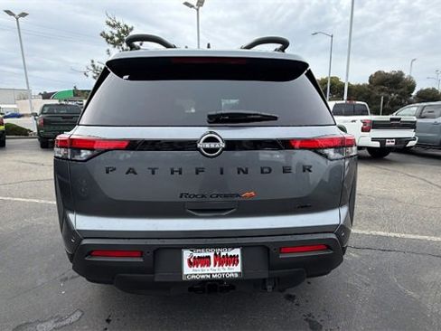 New 2025 Nissan Pathfinder Rock Creek image 5