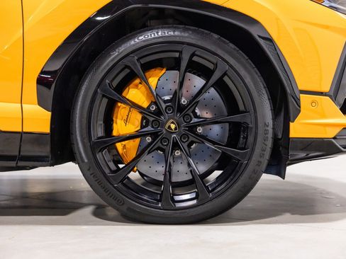 Used 2024 Lamborghini Urus S AWD/4WD image 25