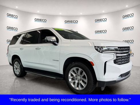 Used 2021 Chevrolet Tahoe Premier w/ Premium Package RWD image 1