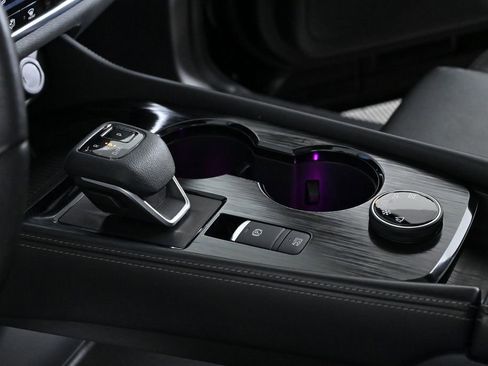 Used 2021 Nissan Rogue SL w/ Premium Package image 19