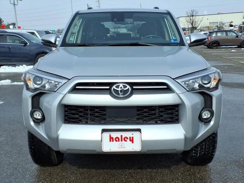 Used 2024 Toyota 4Runner SR5 Premium image 9