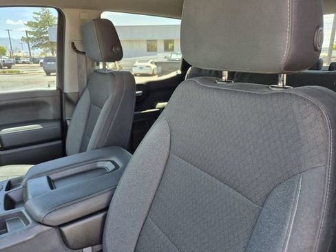 Used 2021 Chevrolet Silverado 1500 LT w/ Bed Protection Package AWD/4WD image 18