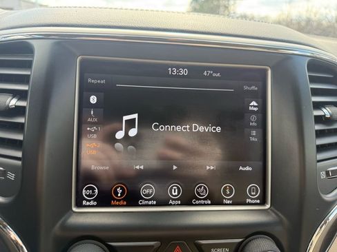 Used 2018 Jeep Grand Cherokee Overland image 55