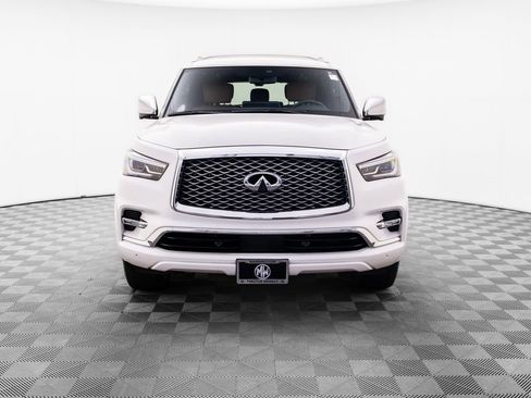 Used 2023 INFINITI QX80 Sensory w/ All-Season Package AWD/4WD image 9