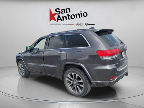 Used 2017 Jeep Grand Cherokee Overland AWD/4WD image 10