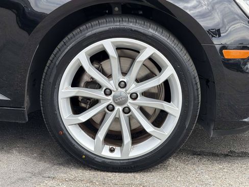 Used 2019 Audi A4 2.0T Premium FWD image 25
