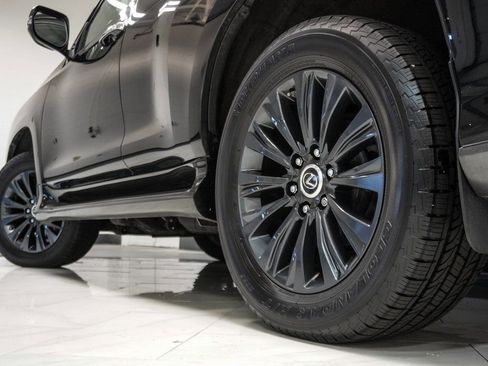 Used 2023 Lexus GX 460 Luxury w/ Sport Design Package AWD/4WD image 41