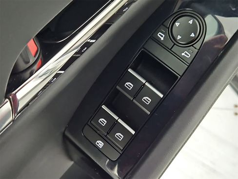 Used 2021 MAZDA CX-30 AWD 2.5 S w/ Preferred Package image 17