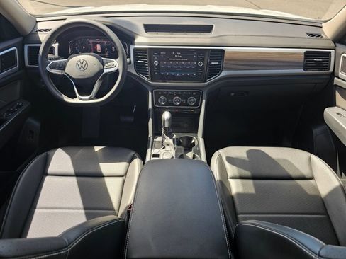 Certified 2023 Volkswagen Atlas SEL AWD/4WD image 9