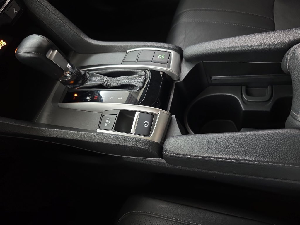 Used 2018 Honda Civic EX-L image 25