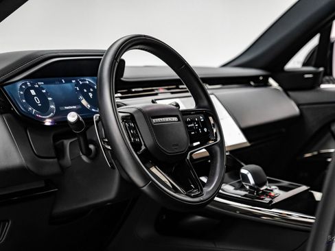 Used 2025 Land Rover Range Rover Sport Dynamic SE image 38